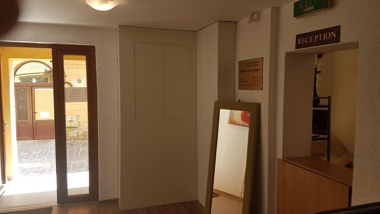 Hotel Aro Sport Braşov Esterno foto